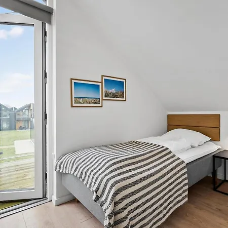 Kysthusene, Lejl 19 *